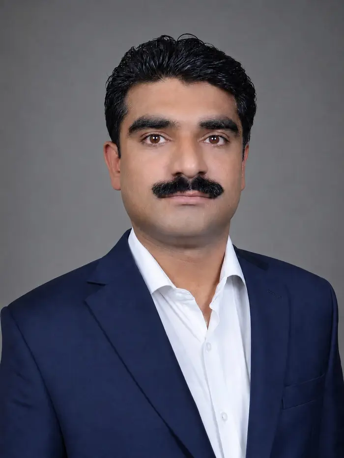 Najaf Mumtaz, Senior Strategic Partner, UK Desk